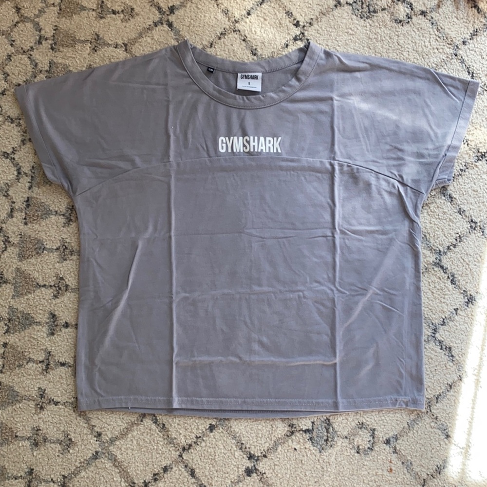 Cropped Gymshark T-Shirt